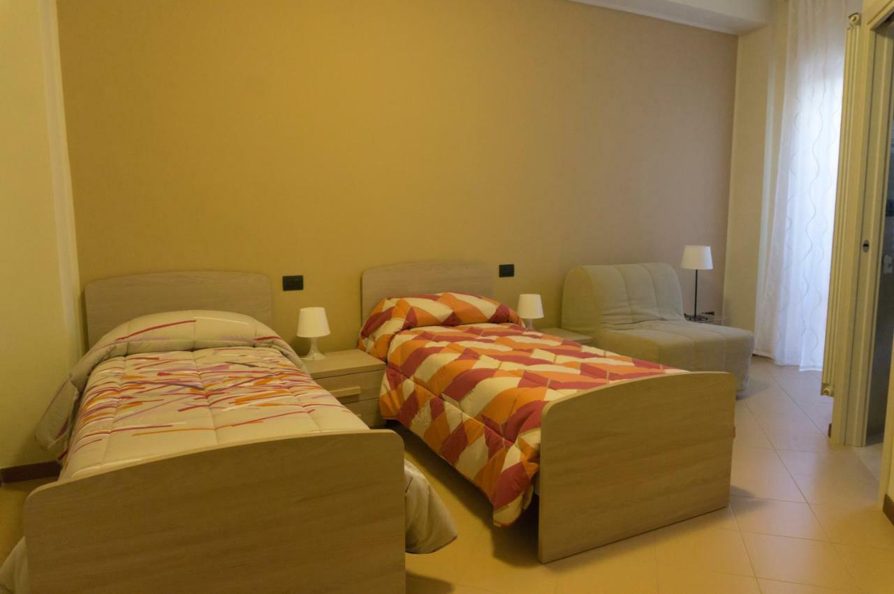 Il Viale Bed and Breakfast Chieti Buitenkant foto
